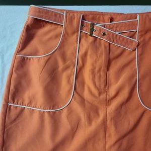 Izod Skirt Size 6 Peachy Color